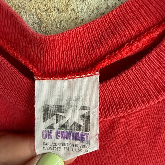 Vintage 90s Chicago Bulls T-Shirt Red B-Ball Graphic Made in USA Size Youth XL - Picture 3 of 5